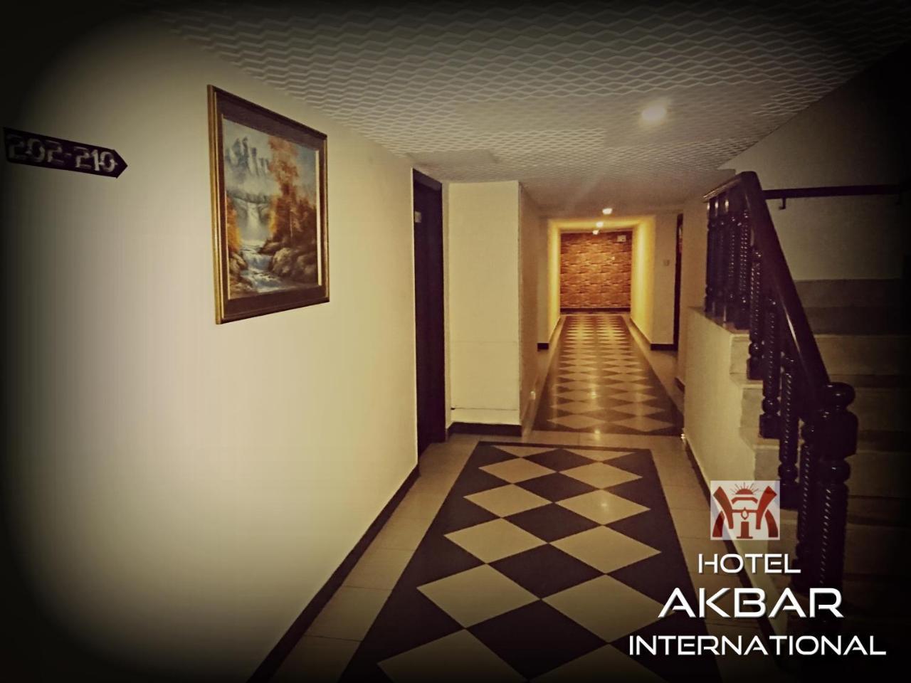 Hotel Akbar International Равалпинди Екстериор снимка